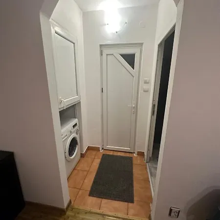 Apartament Calea Grivitei Podul Grand 부쿠레슈티